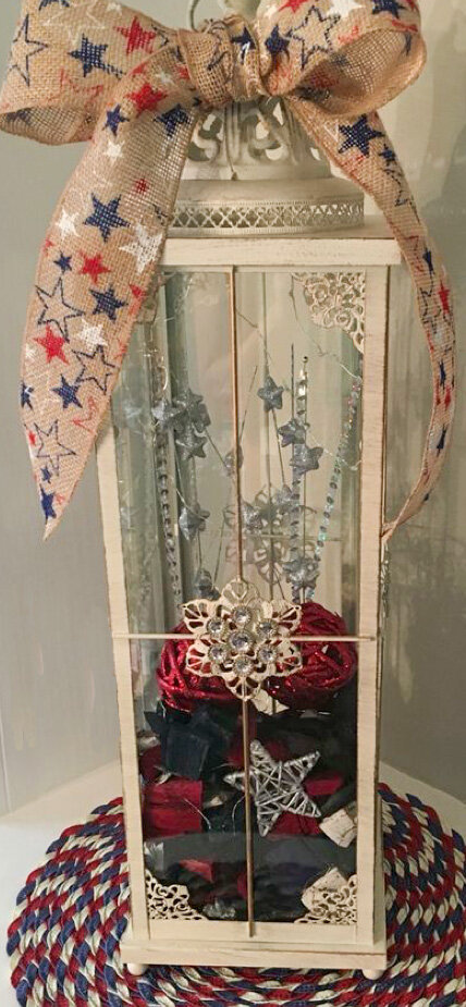 This was the 4th of July lantern I tried to post on Pinterest in 2016! YAY, I finally get to share it!